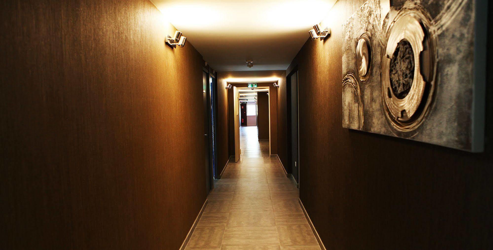 Hotel Le Coudon La Farlède Zewnętrze zdjęcie